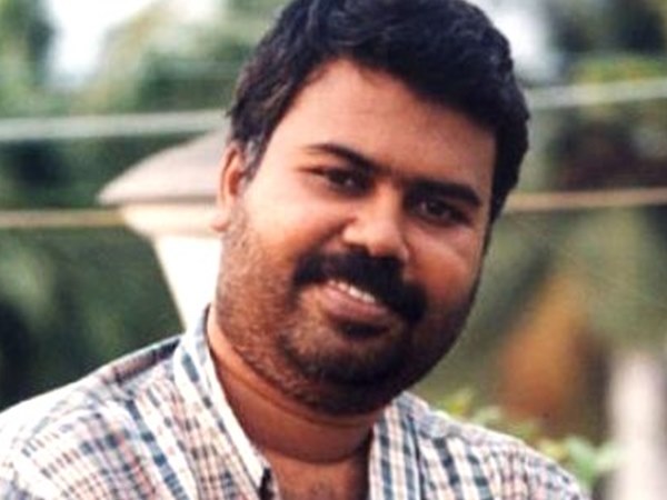 തിരക്കഥാകൃത്തിനെ വിശ്വാസമില്ല