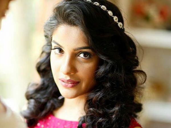 അര്ച്ചന കവി