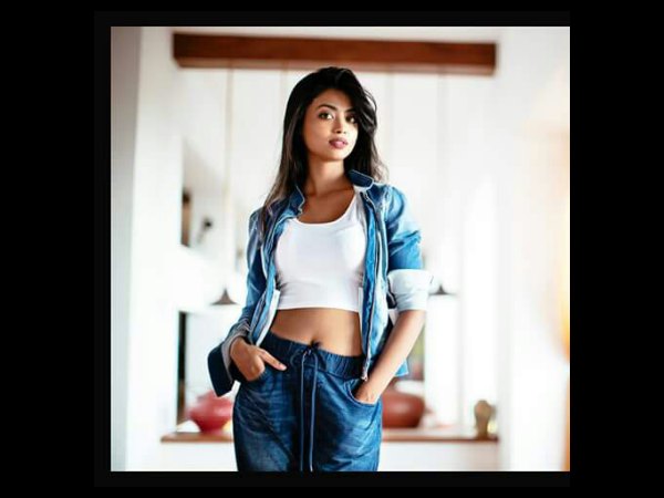 ജോലി ചെയ്യുന്നു