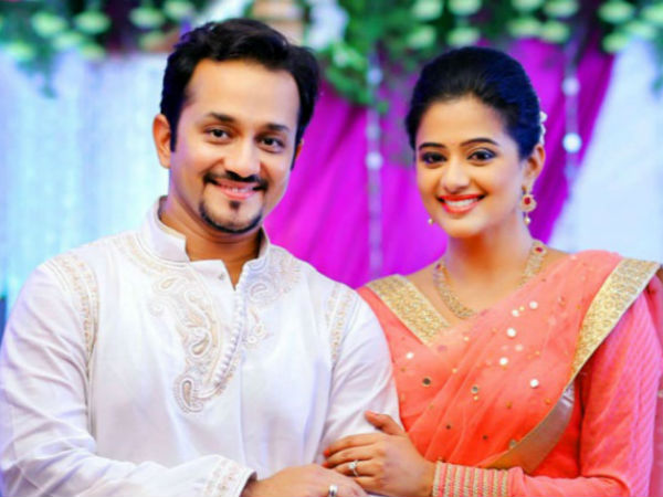 priyamani-gets-engaged priyamani-gets-engaged