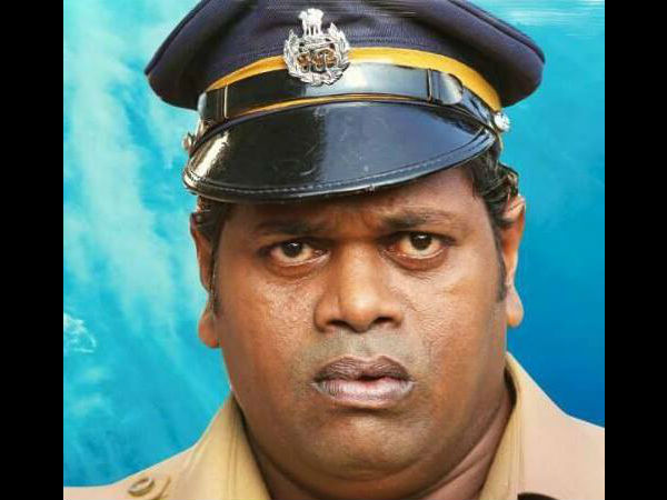 പൊലീസ് വേഷം