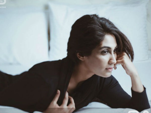 നിനയെക്കാള് ബുദ്ധിമുട്ടി