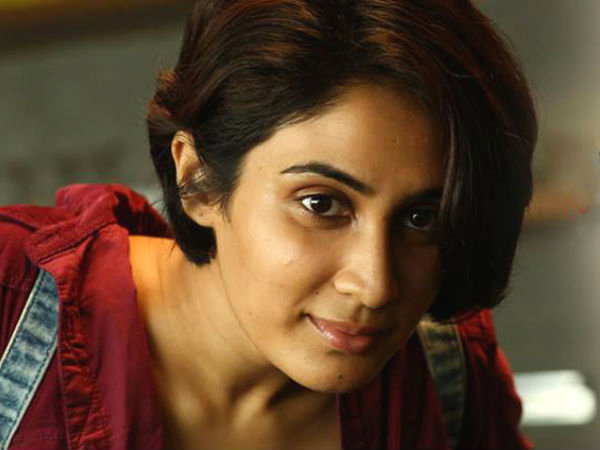 ഭാഷ വഴങ്ങുന്നില്ല