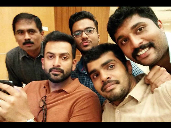 സംവിധായകന് പറയുന്നത്