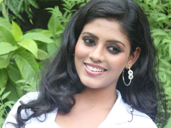 ഇവിടെ കോക്കസുകളുണ്ട്
