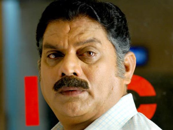 കുളത്തില് ചാടി