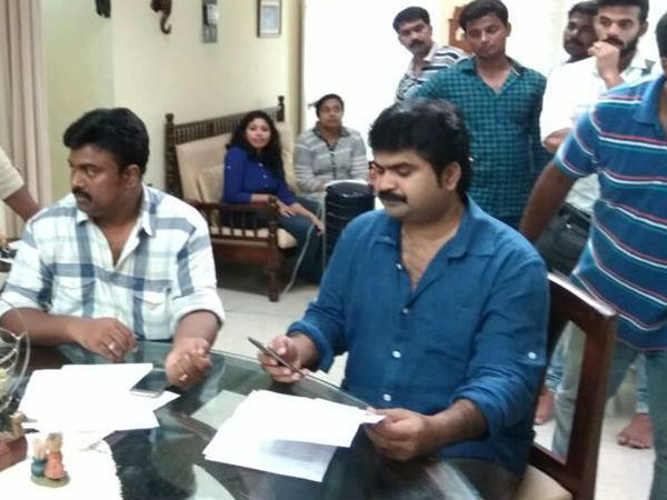 റഫീക്ക് അഹമ്മദ്, മധു വാസുദേവന്