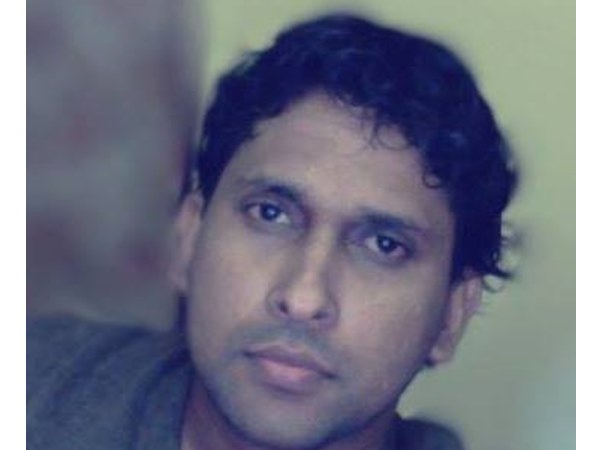 ബാക്ക് ടൂ ലൈഫിന്റെ തിരക്കിലാണ് സംവിധായകന്
