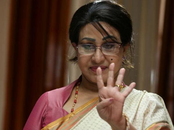 കുടുംബ കഥകള് വേണ്ട