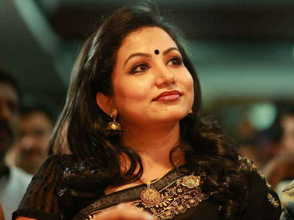 സിനിമ മോശം സംഭവമാണോ