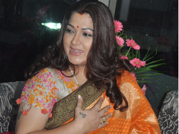 kushboo kushboo