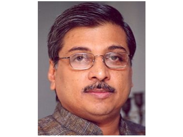 കമല് തന്റെ പുസ്തകത്തെ ആക്രമിക്കുന്നതിനെന്തിന്