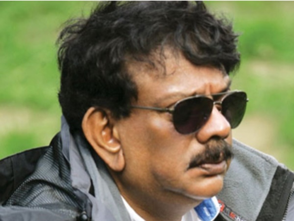 സ്വന്തം അനുഭവങ്ങളും പത്ര വായനയും