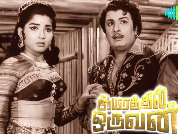 എം ജി ആറിന്റെ നായികയാകുന്നത്