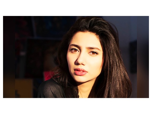 mahira-31-1 mahira-31-1