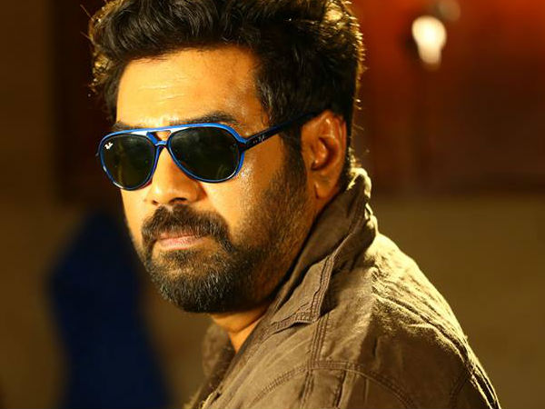 വെള്ളമൂങ്ങ ഹിറ്റായപ്പോള് ബിജു മേനോനും