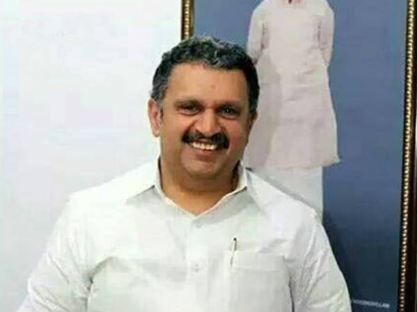 പറഞ്ഞുപരത്തുന്ന കഥ ഇങ്ങനെ