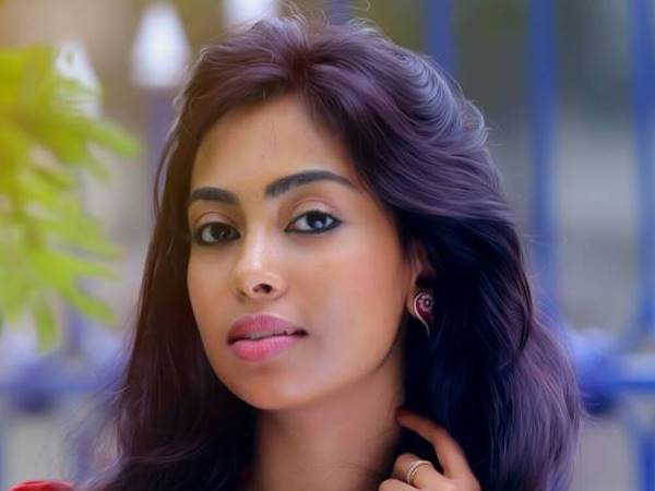 റിന്സയുടെ ആദ്യ ചിത്രം