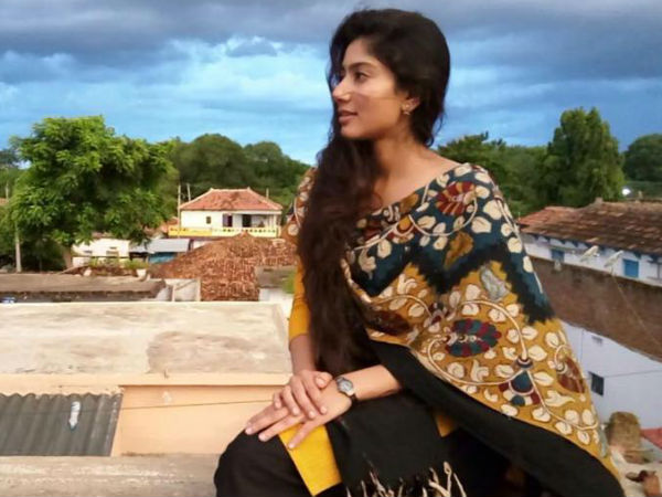 എത്രയാണ് പ്രതിഫലം