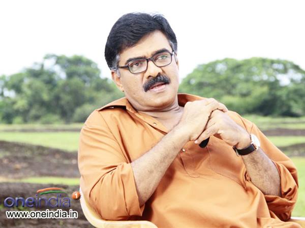 തനിക്കും കിട്ടി ഒരു കാരവന്