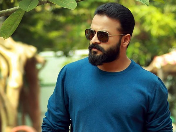 നവാഗത സംവിധായകനൊപ്പം പ്രവര്ത്തിച്ചത് പോലെ