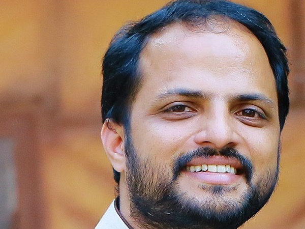 ആര്ക്കും അറിയില്ല