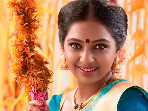 പിന്മാറാന് കാരണം