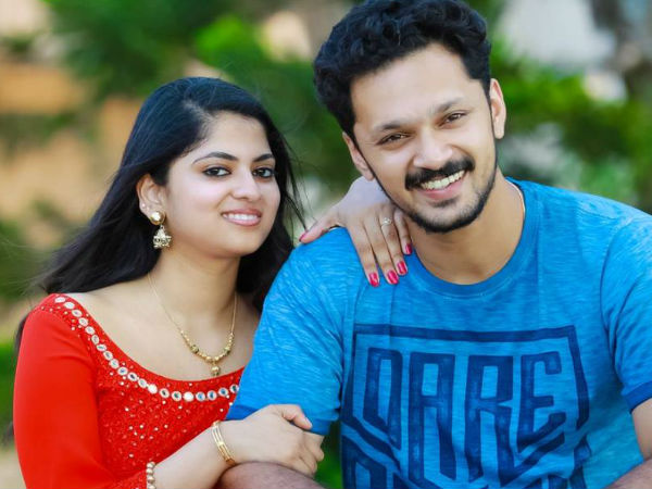 മീനു പഠിക്കുന്നു, ബെന് ജോലി ചെയ്യുന്നു