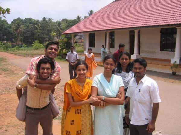 ഫിസാറ്റില് പഠനം