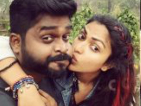 വൈറലാവുന്ന ചിത്രങ്ങള്