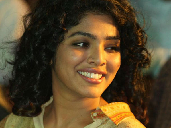 റിമ കല്ലിങ്കലായിരുന്നു ലക്ഷ്യം