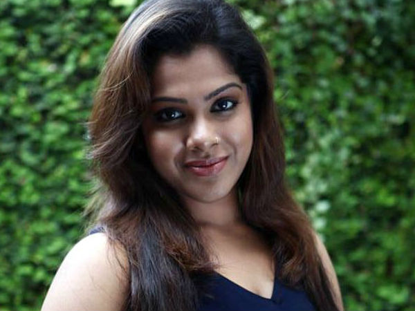 തമിഴില് ശ്രദ്ധേയ