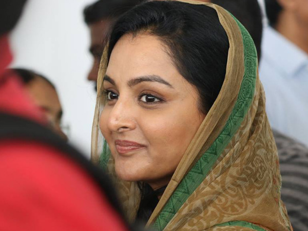 സോഷ്യല് മീഡിയ ആക്രമണം