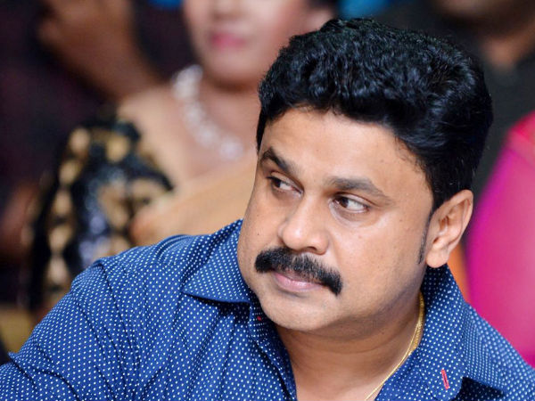 ഇംഗ്ലീഷ് പത്രത്തിനെതിരെ