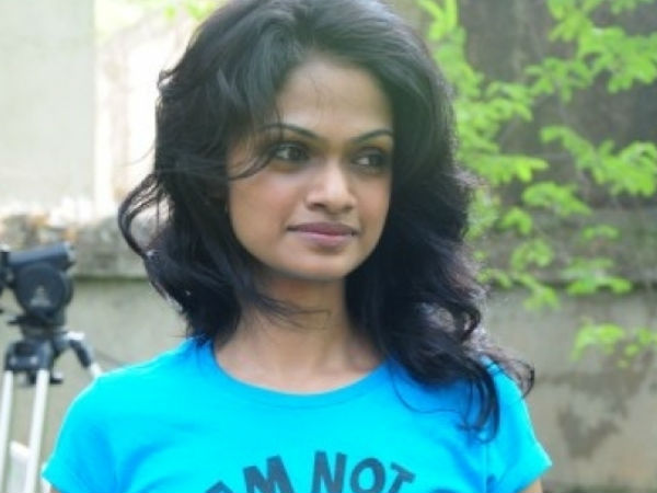 വെയിറ്റ് ഫോര് ഷോക്കര്