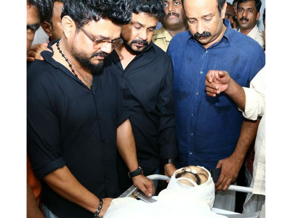 ആശിച്ചു പോവുന്നു