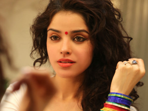 റിലീസ് കാത്തിരിക്കുന്നു