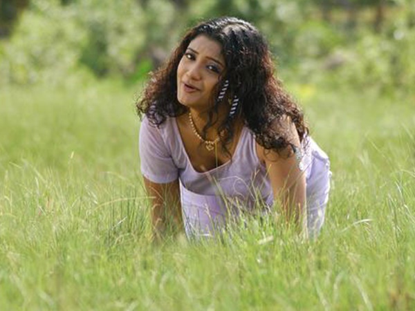 രേണുക മേനോന്