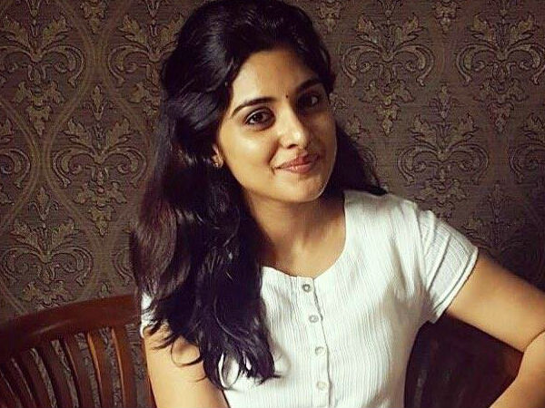 തമിഴിലും ഹിറ്റ്