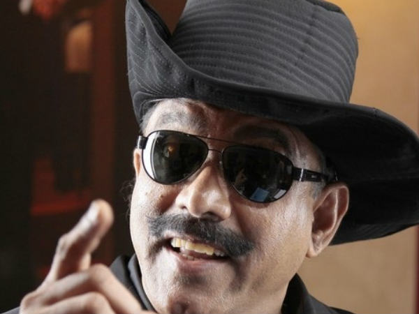 മോഹന് രാജിനെ വിളിപ്പിക്കുന്നു