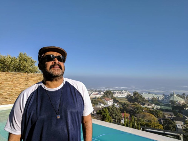 ആരാധകര്ക്കായി ചിത്രം പങ്കുവെച്ച് ലാലേട്ടന്