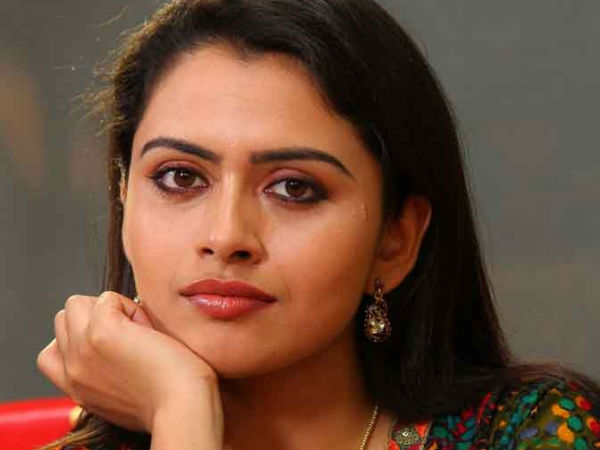 ധന്യ മേരി വര്ഗ്ഗീസ്