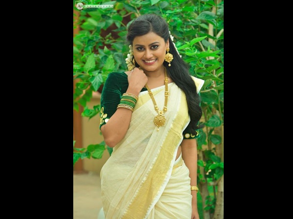 സൈബര് ആക്രമികളുടെ ഇര