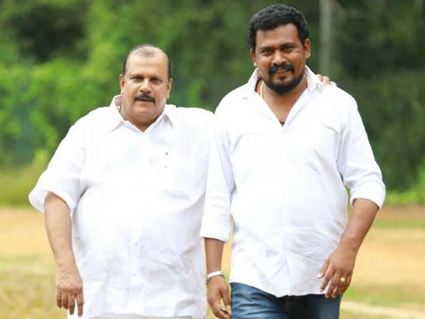കൈയ്യടിയോടെ വരവേറ്റു