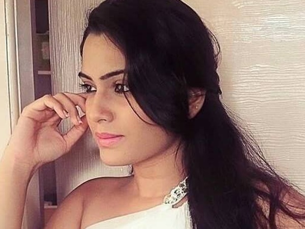 നടിമാര് വേശ്യകള്