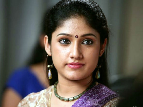 സിനിമയിലേക്ക്