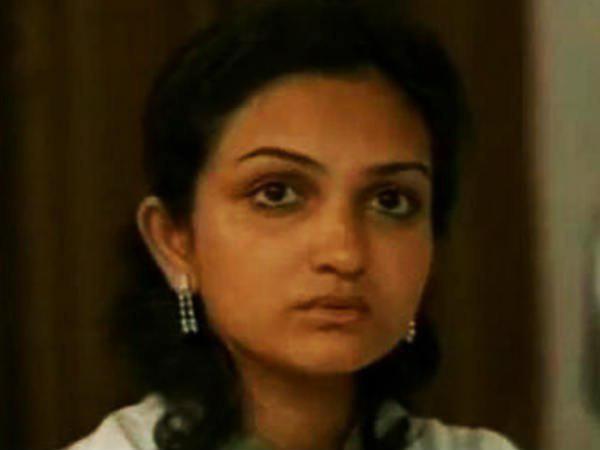 അച്ഛനും അമ്മയും നഷ്ടപ്പെട്ട പെണ്കുട്ടിയും മുത്തശ്ശിയും