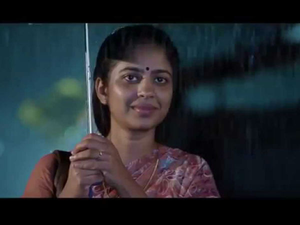 അഭിസാരികയുടെ വേഷത്തിലും
