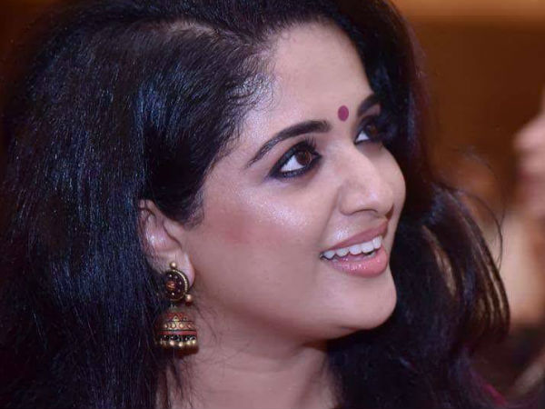 ആ സ്ത്രീ കാവ്യയോ