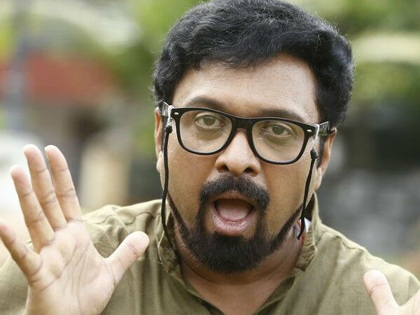 അമ്മ പിരിച്ചുവിടണോ?